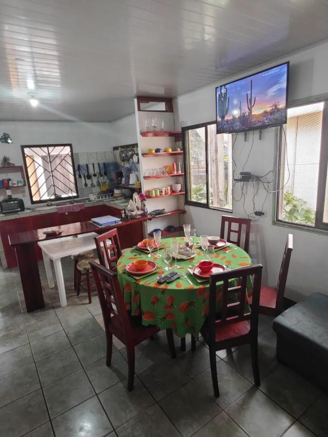 Tortuguero Casa De Playa Green House Lägenhet Exteriör bild