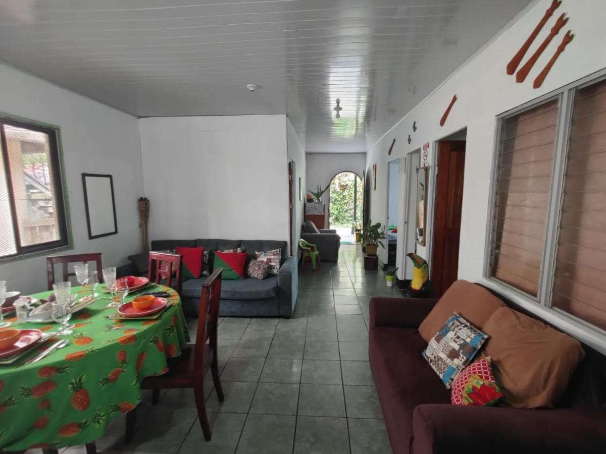 Tortuguero Casa De Playa Green House Lägenhet Exteriör bild